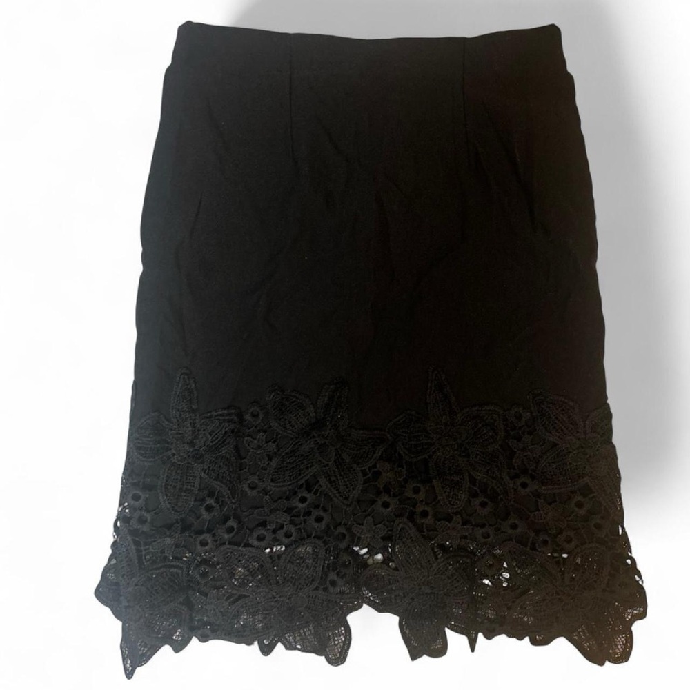 Iz Byer Black Floral Lace Pencil Skirt